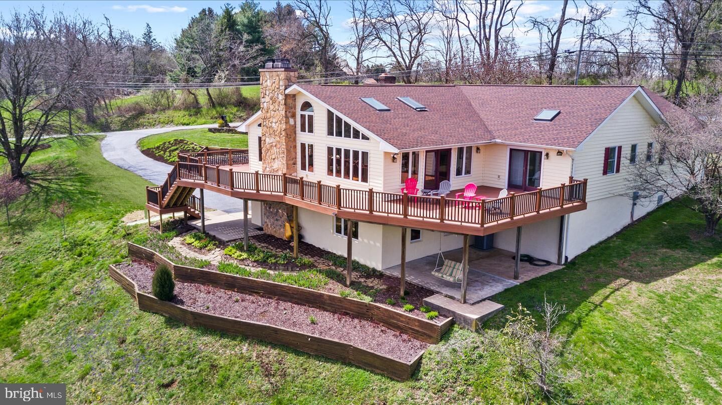 Property Photo:  108 Walnut Run Road  PA 19350 