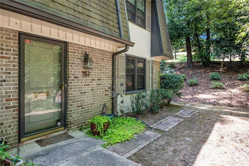 157 Lablanc Way NW  Atlanta GA 30327 photo