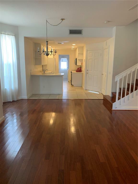 Property Photo:  1525 Napoli Drive E  FL 34232 