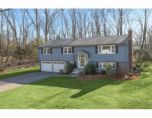 Property Photo:  4 Birchmeadow Circle  MA 01701 