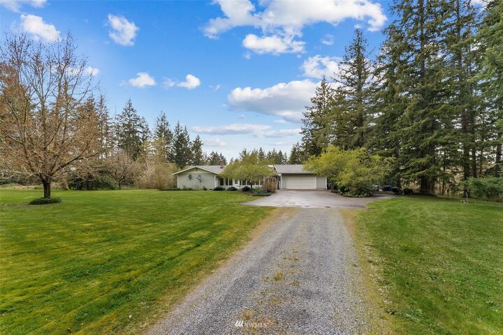 Property Photo:  31706 80th Avenue Ct S  WA 98580 