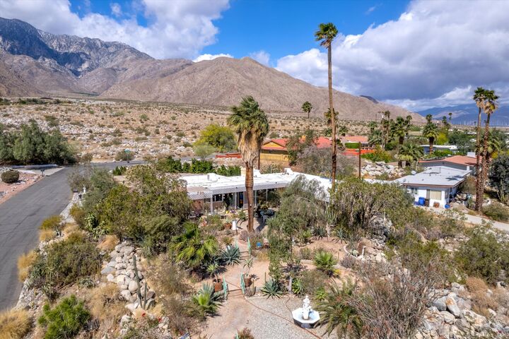 790 W Cabrillo Road  Palm Springs CA 92262 photo