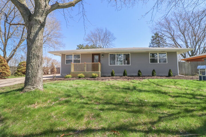 2543 Mission Street  Portage IN 46368 photo