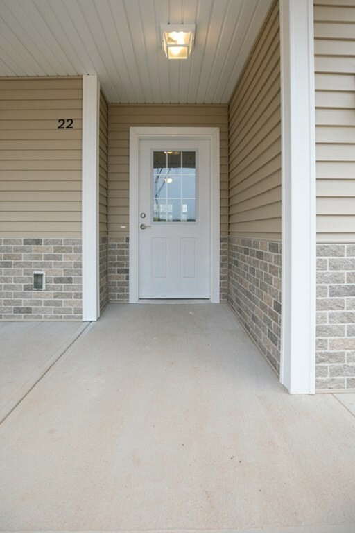 Property Photo: 27 Lodge Ln 27 MA 01095