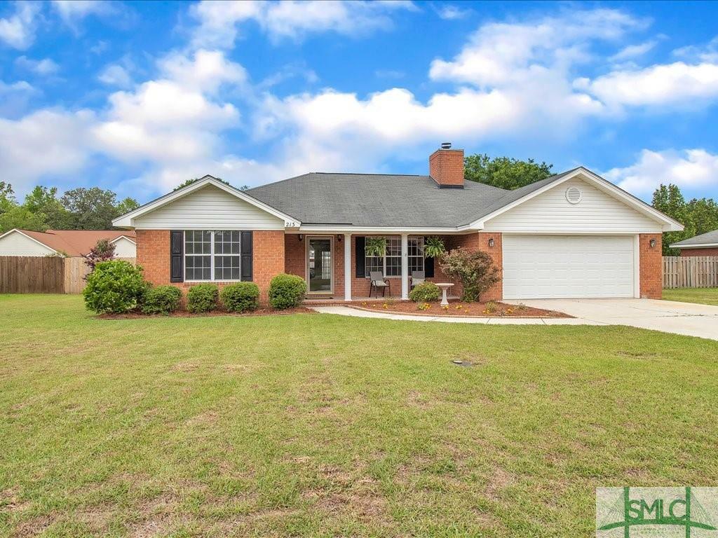 Property Photo:  213 Oxford Circle  GA 31326 