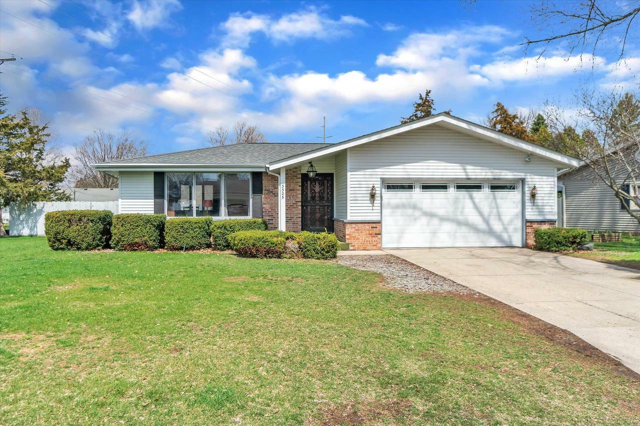 Property Photo:  3325 Audubon Ave  WI 53546 