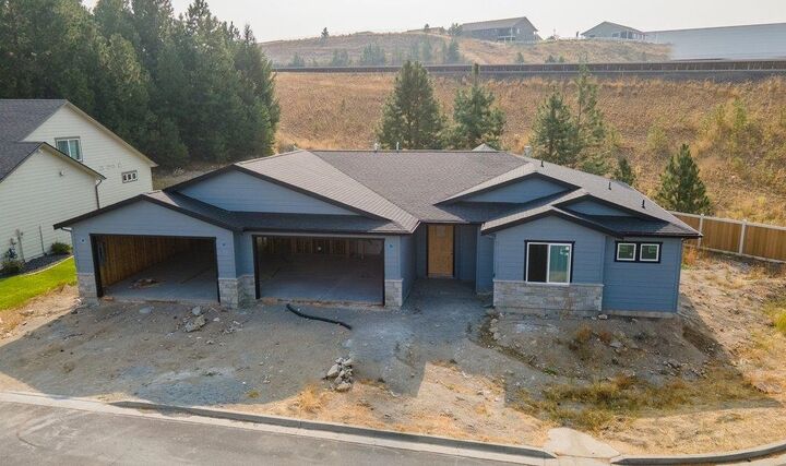 13408 N Golf View Ln  Spokane WA 99208 photo