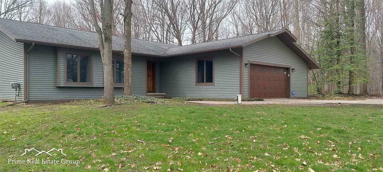 Property Photo:  2258 Delwood  MI 48420 