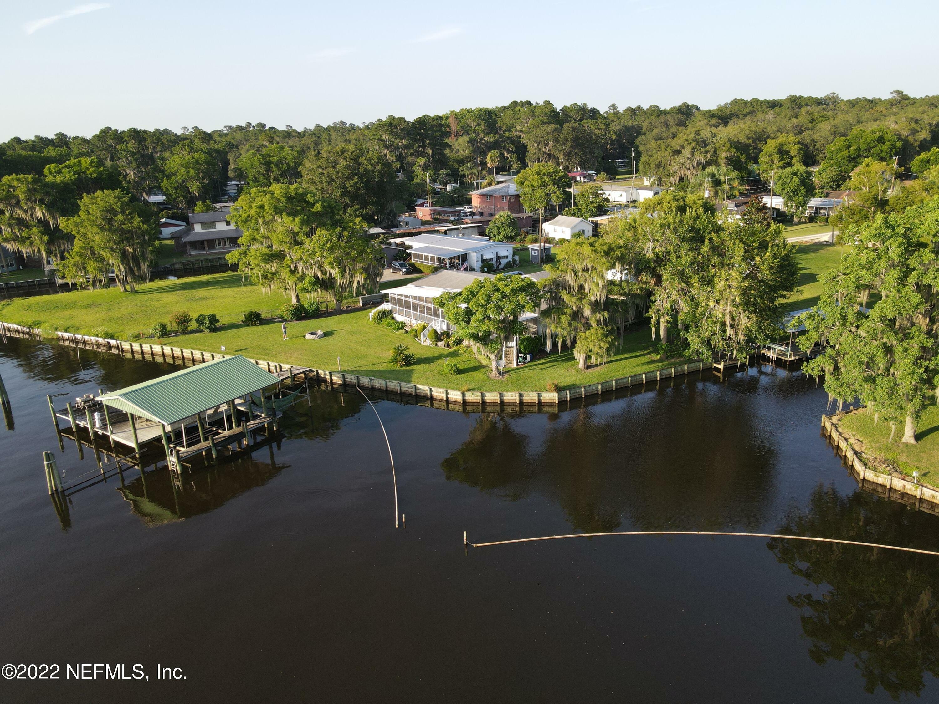 Property Photo: 121 Jimmie Road FL 32112