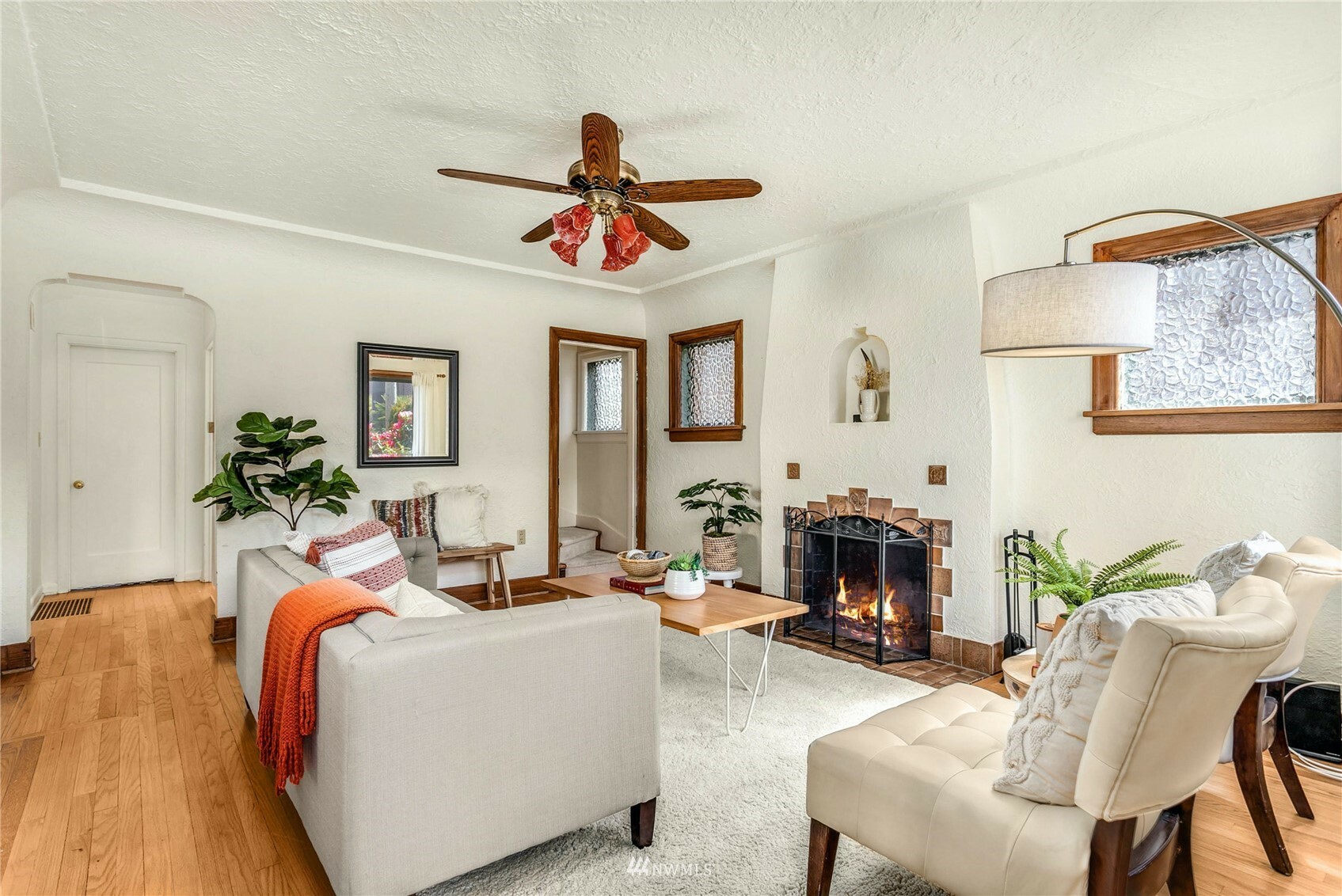 Property Photo: 8228 Interlake Avenue N WA 98103