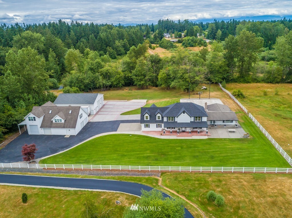 Property Photo:  12401 14th Avenue E  WA 98445 