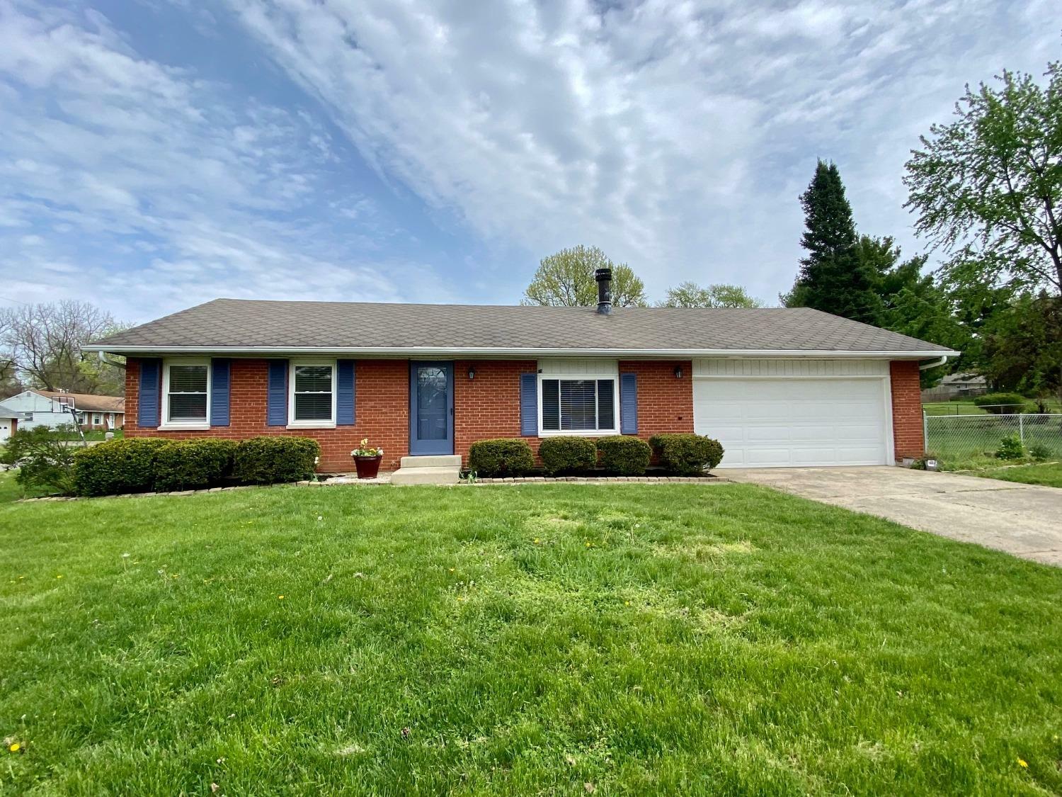 Property Photo: 6028 Hexagon Dr OH 45014