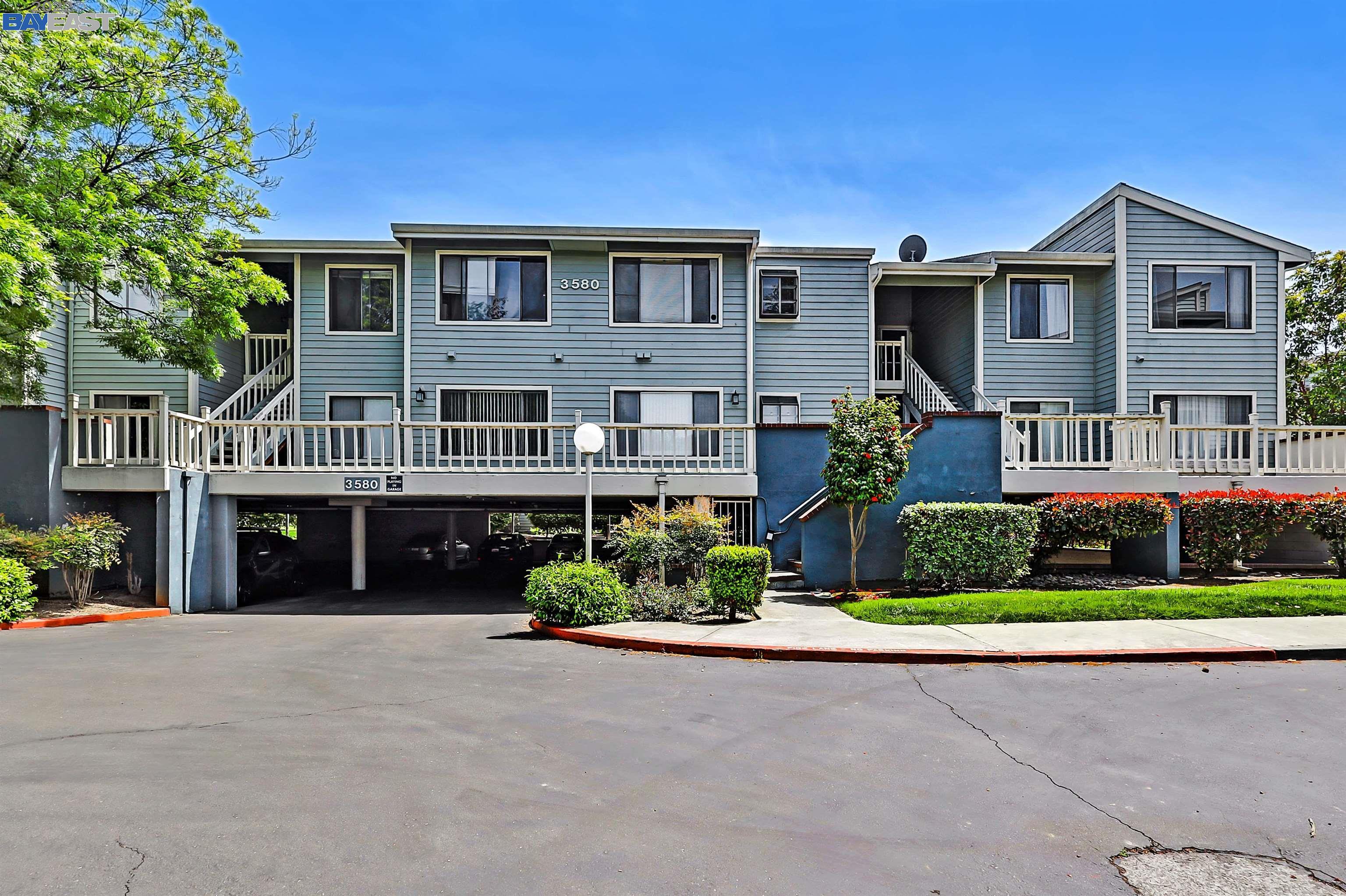 Property Photo: 3580 Birchwood Ter 206 CA 94536