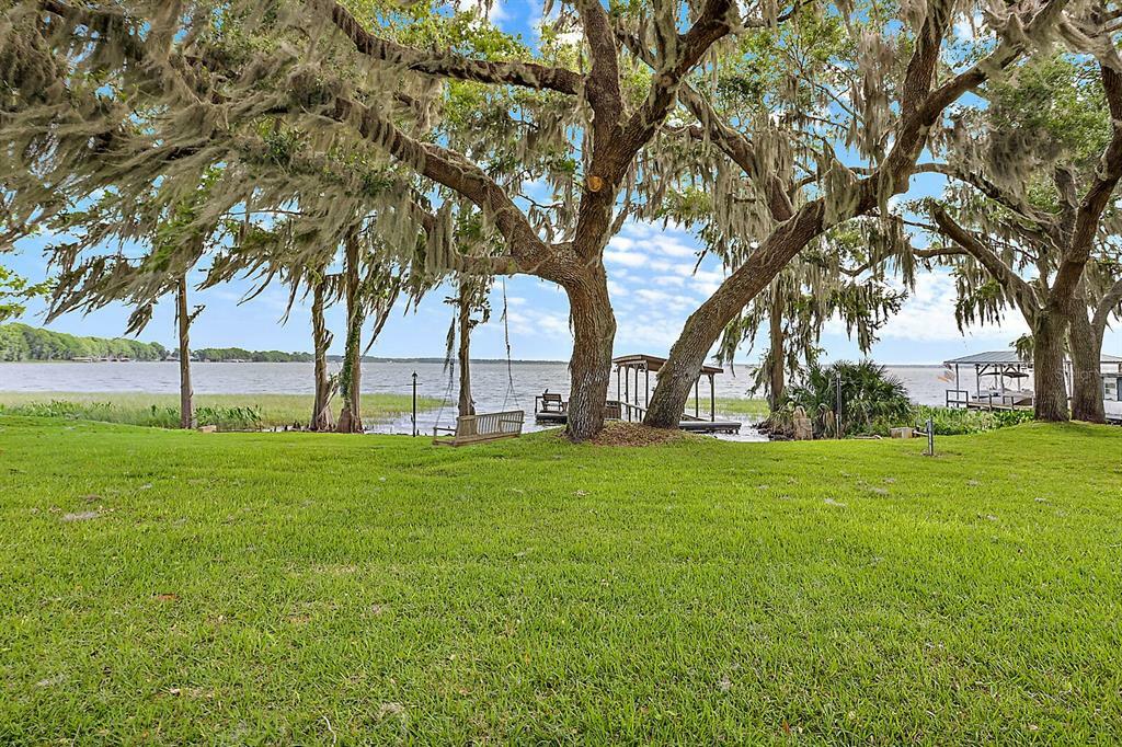 Property Photo:  34406 Island Drive  FL 34788 