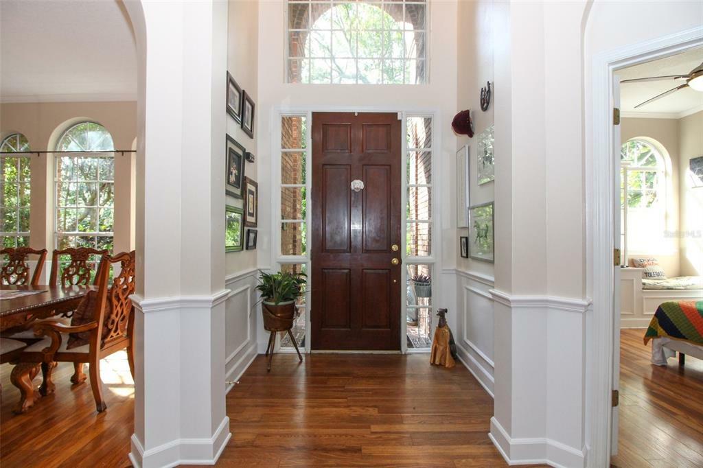 Property Photo: 344 Swansea Court FL 32765