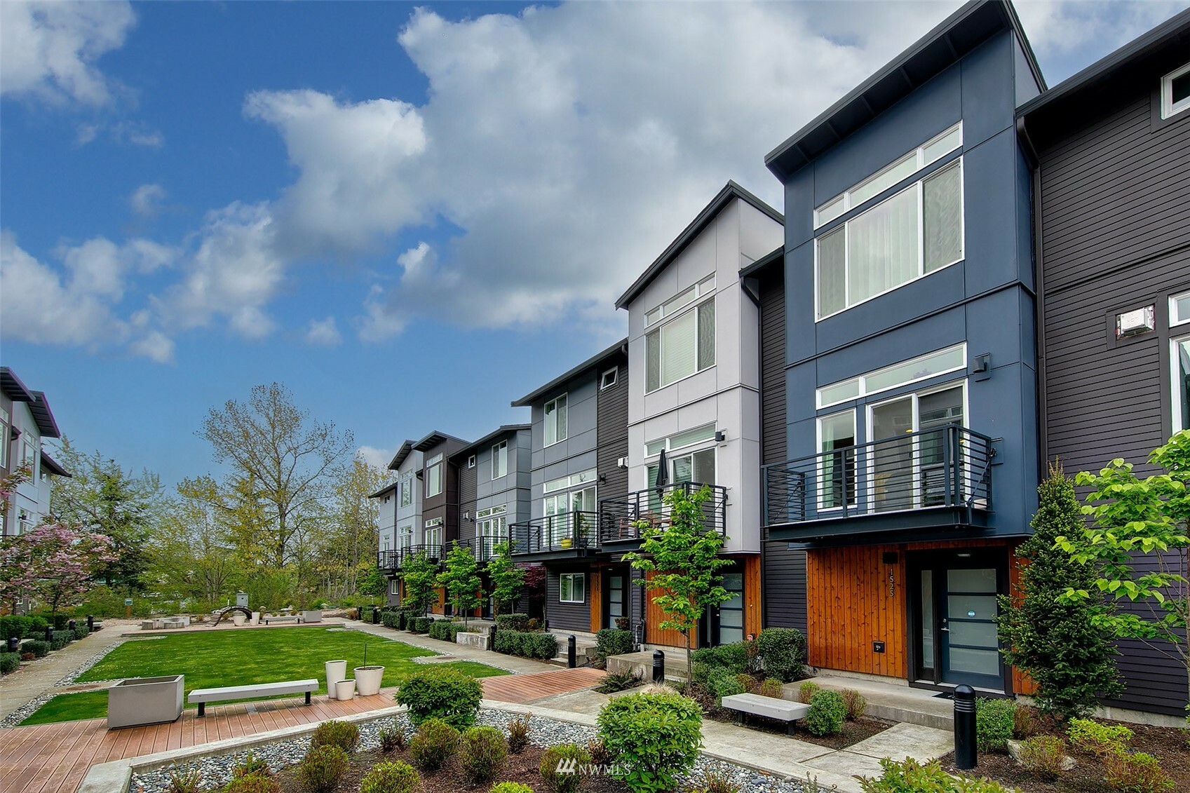 1525 139th Court NE 22  Bellevue WA 98005 photo