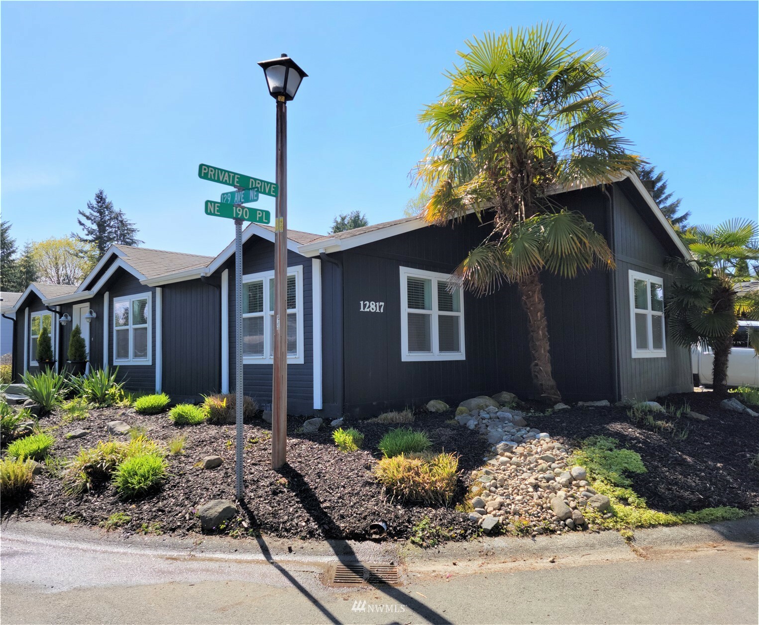 Property Photo: 12817 NE 190th Place WA 98011