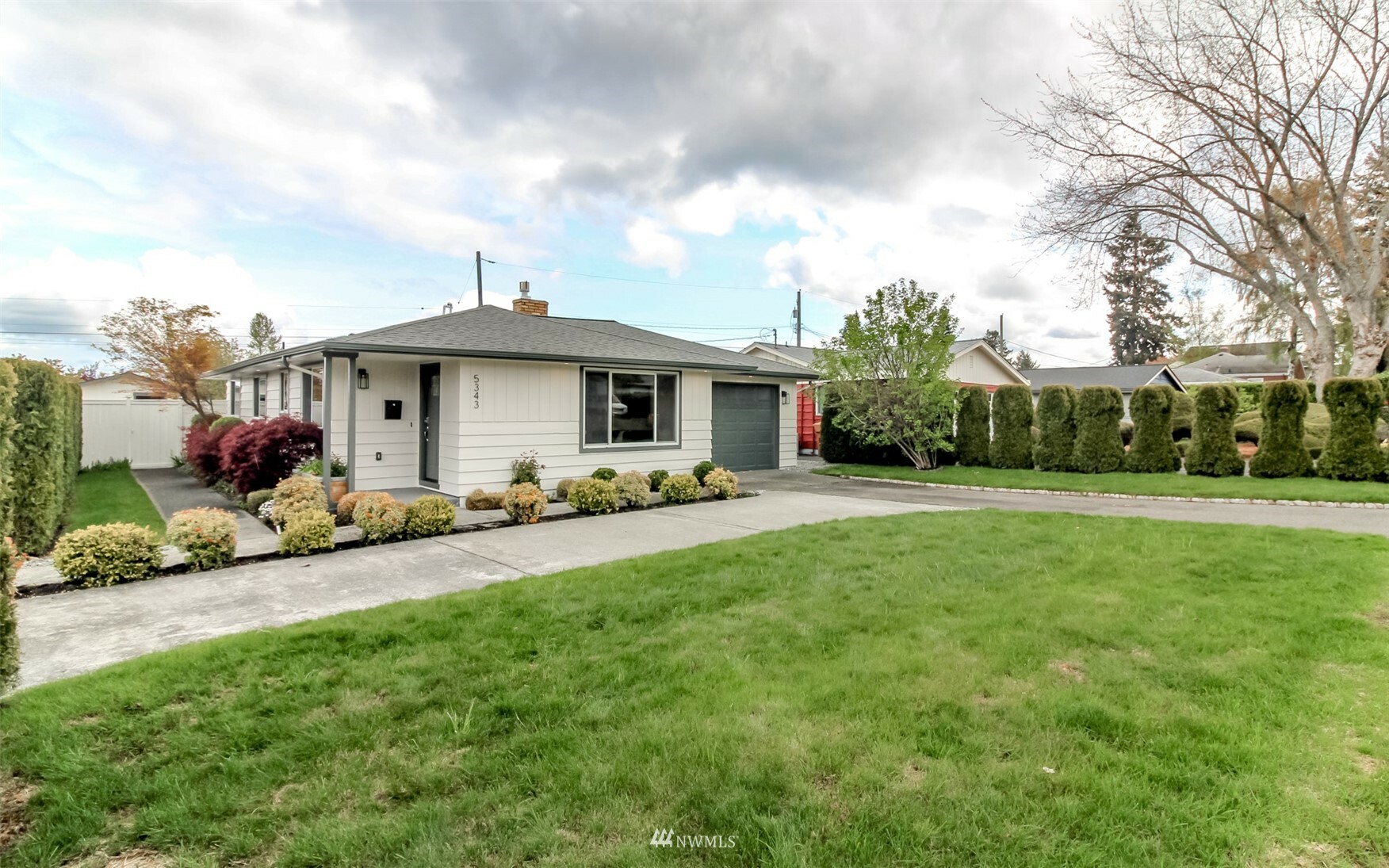 5343 N 46th Street  Tacoma WA 98407 photo
