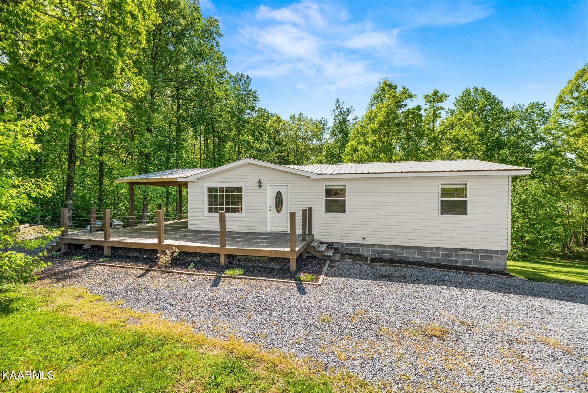 Property Photo:  445 County Road 282  TN 37826 