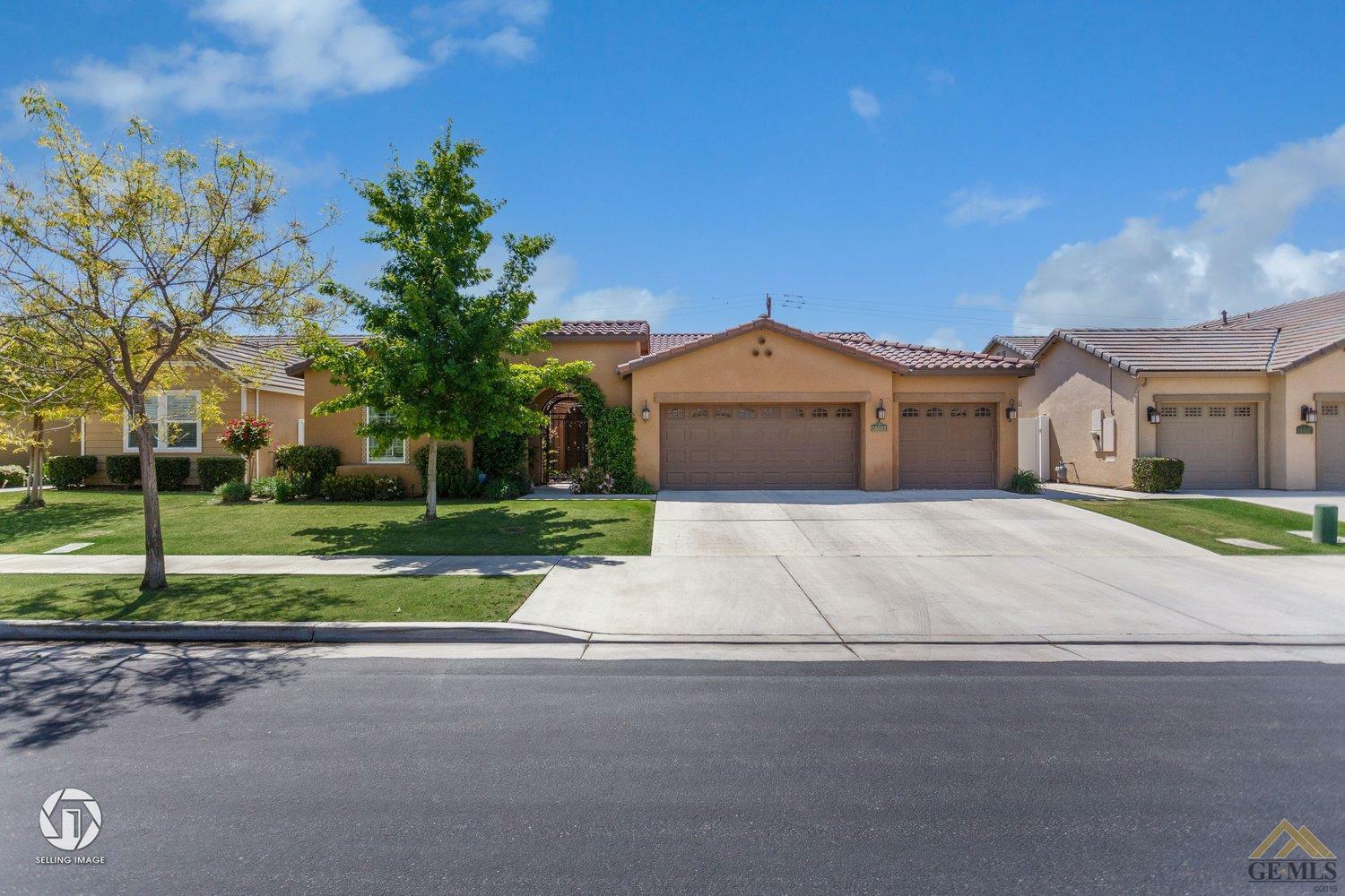 Property Photo:  14603 Yellow Lupine Drive  CA 93314 