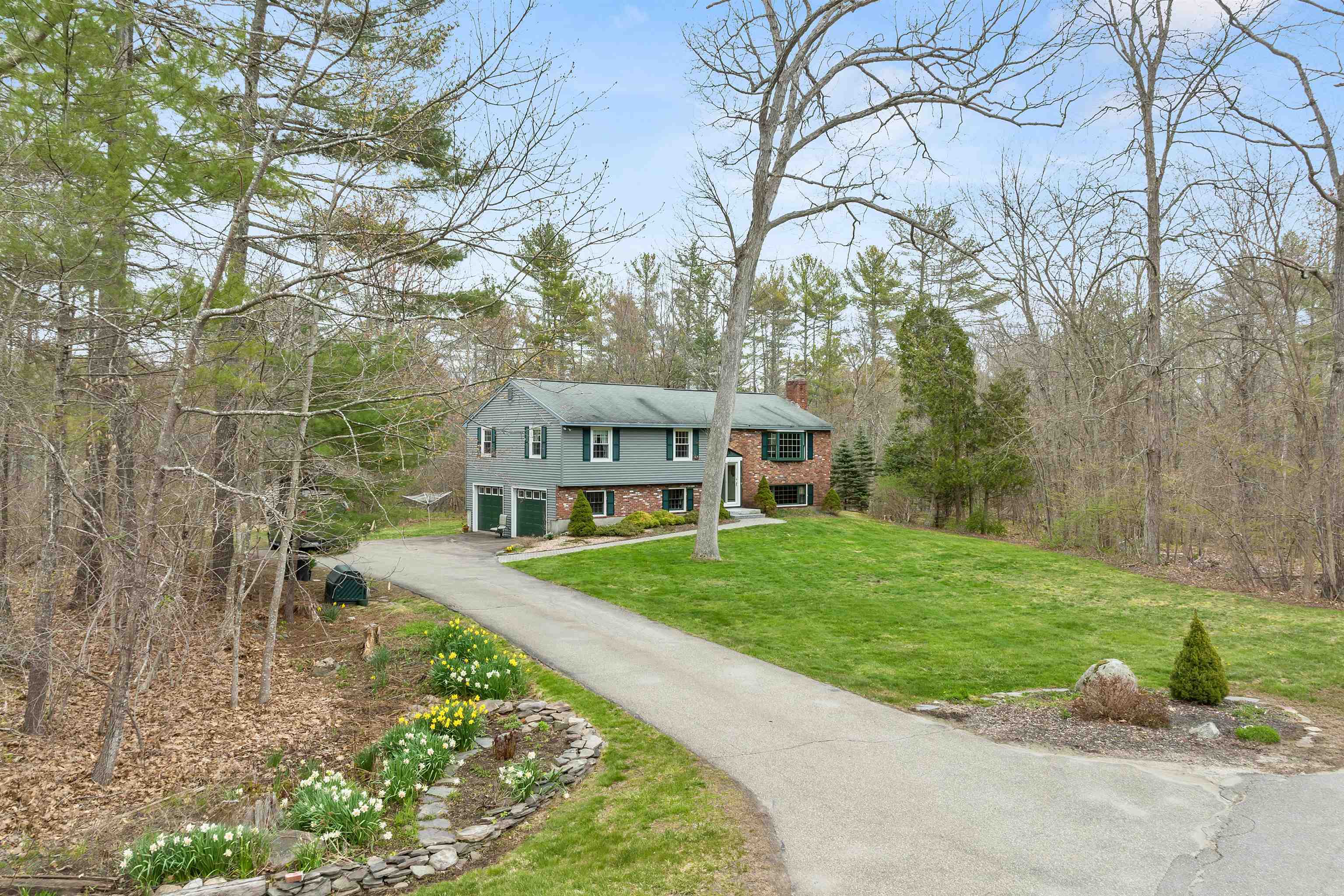 Property Photo: 11 Fogg Drive NH 03824