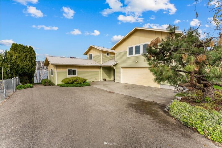 1606 S Lakeshore Road  Chelan WA 98816 photo