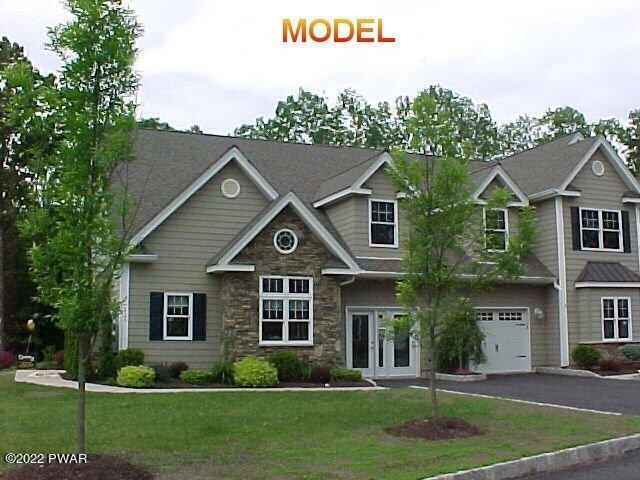 210 Macintosh Way  Matamoras PA 18336 photo