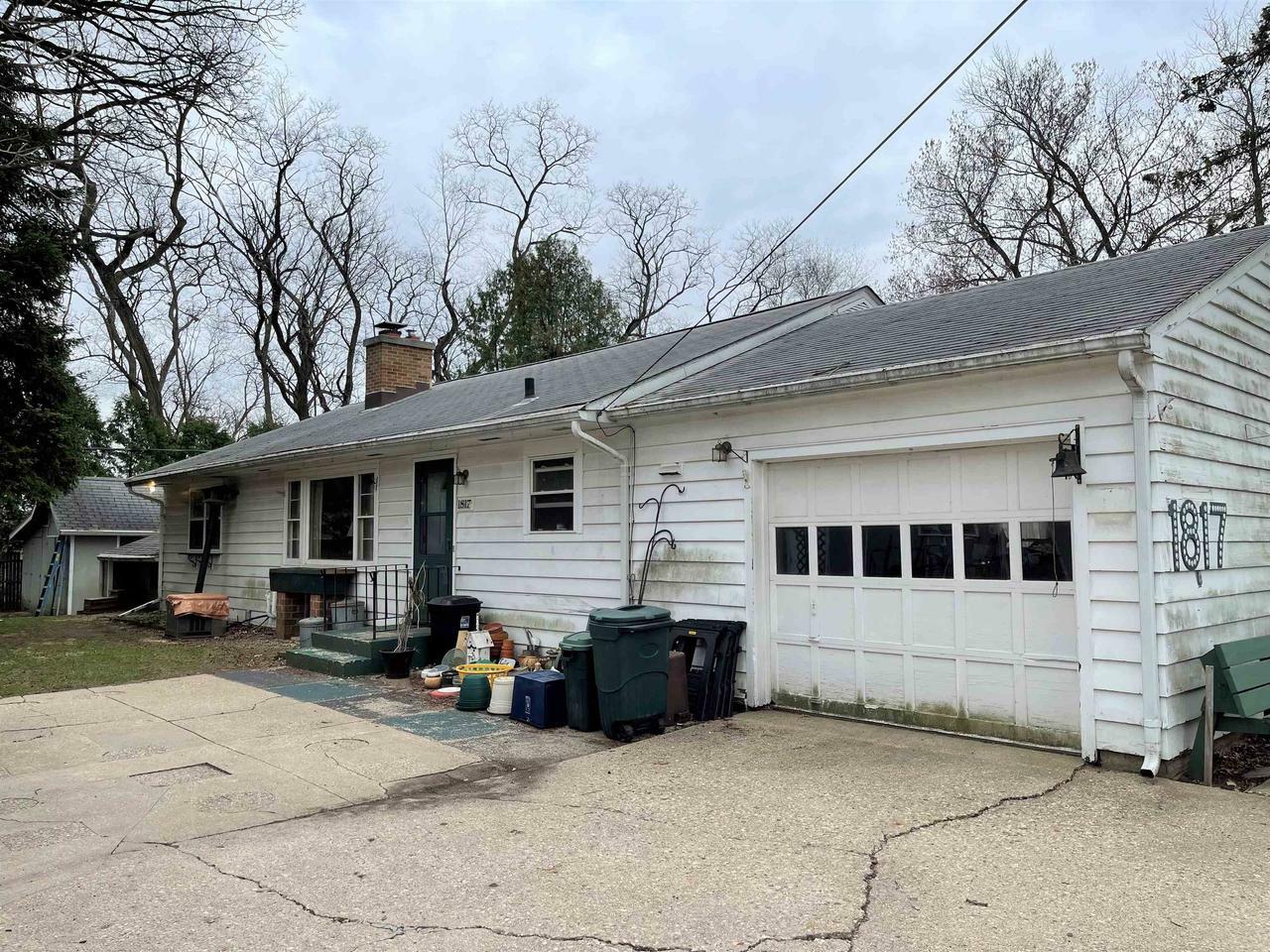 Property Photo:  1817 Chippewa Tr  WI 53511 