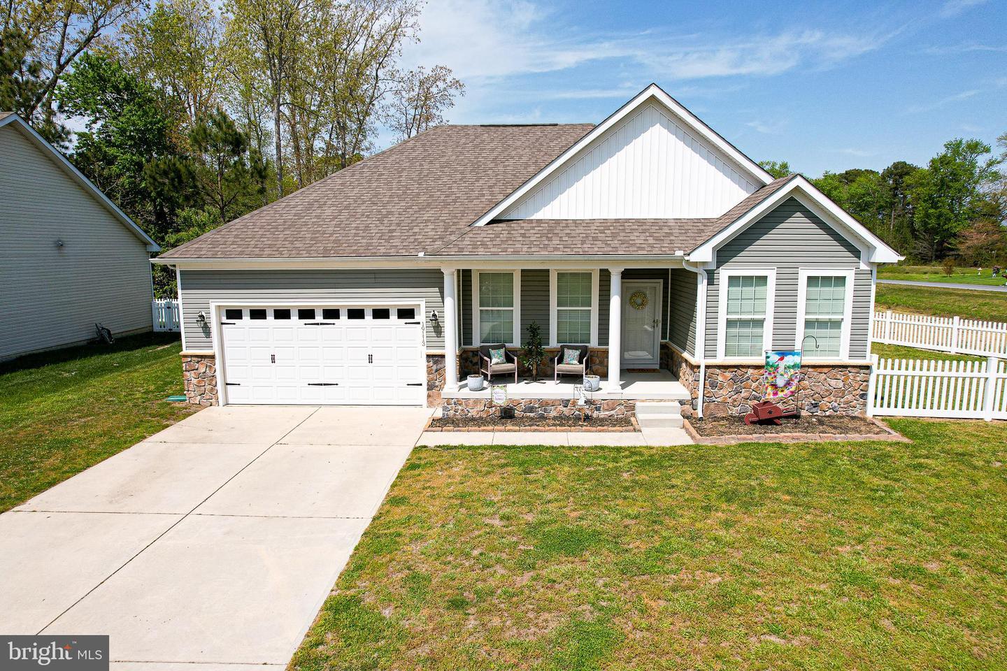 Property Photo: 19113 Carey Lane DE 19947