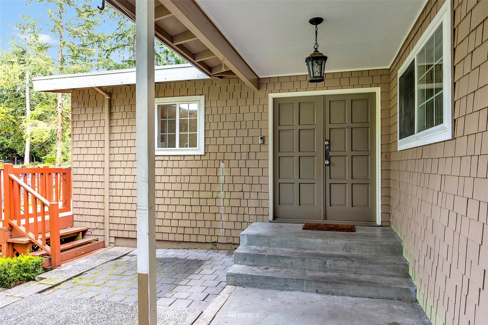 Property Photo:  28207 SE Issaquah Fall City Road  WA 98024 