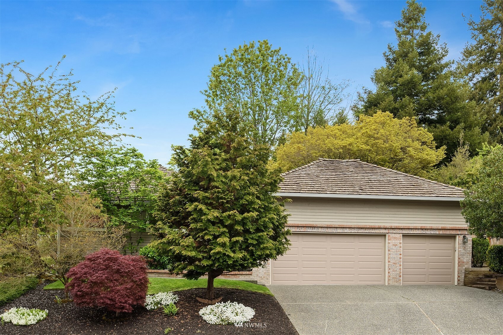 Property Photo:  11804 SE 80th Street  WA 98056 