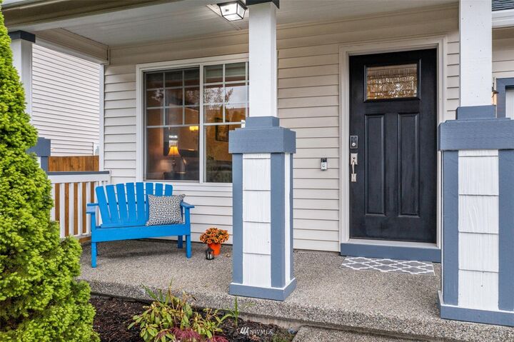 Property Photo:  14230  50th Avenue SE  WA 98208 