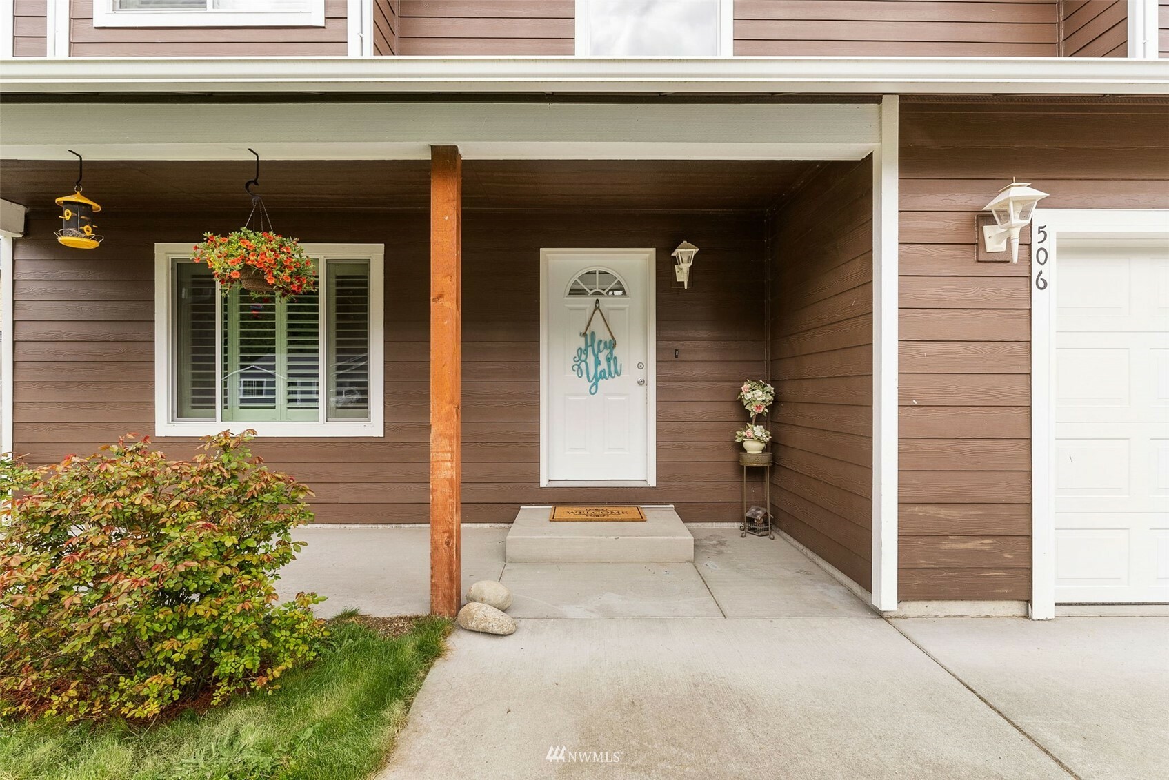 Property Photo:  506 Emerald Lane SE  WA 98576 