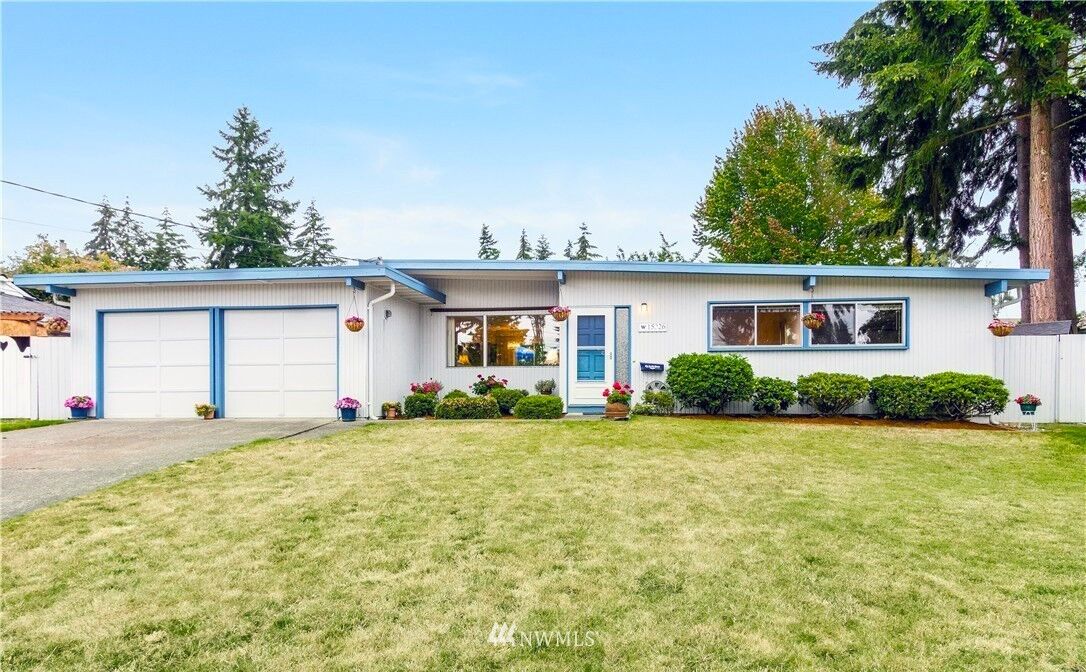 Property Photo: 15226 SE 1st Place WA 98007