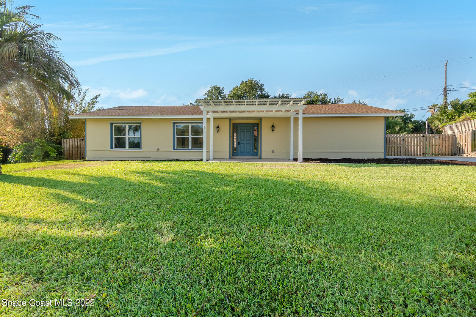Property Photo:  201 Westchester Drive  FL 32926 