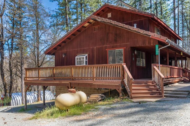 13457 Side Bet  Grass Valley CA 95945 photo