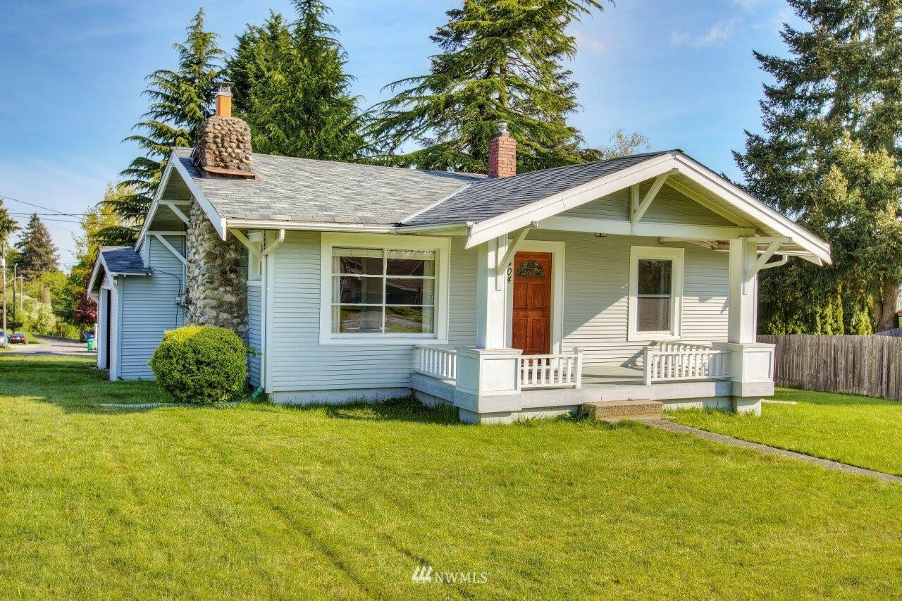 Property Photo:  3404 S 132nd Street  WA 98168 