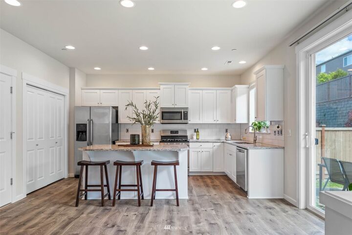 Property Photo: 5009 52nd Avenue Ct W WA 98467