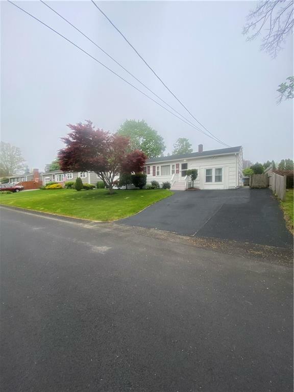 Property Photo:  118 Foxcroft Av  RI 02889 