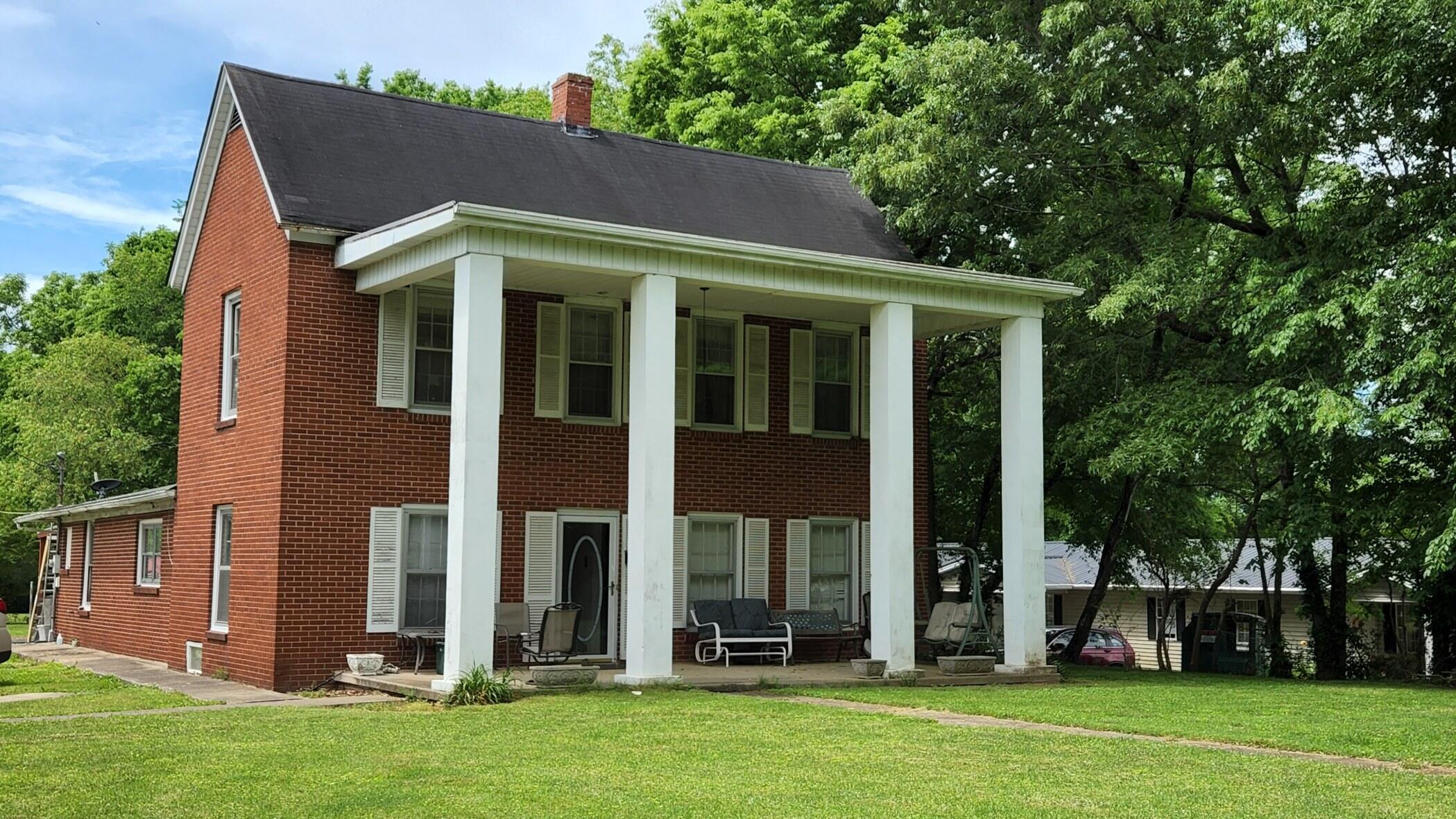 Property Photo: 208 South Jarvis Avenue KY 42501