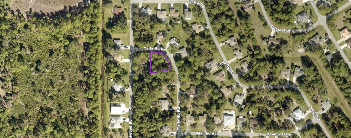 Property Photo:  Tally Ho Road  FL 34291 