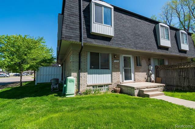 Property Photo:  15507 Dupage Blvd  MI 48180 