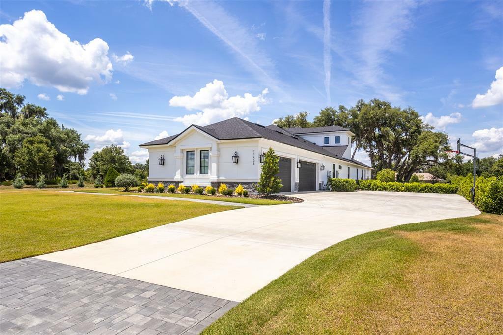 Property Photo:  11438 SW 30th Avenue  FL 32608 