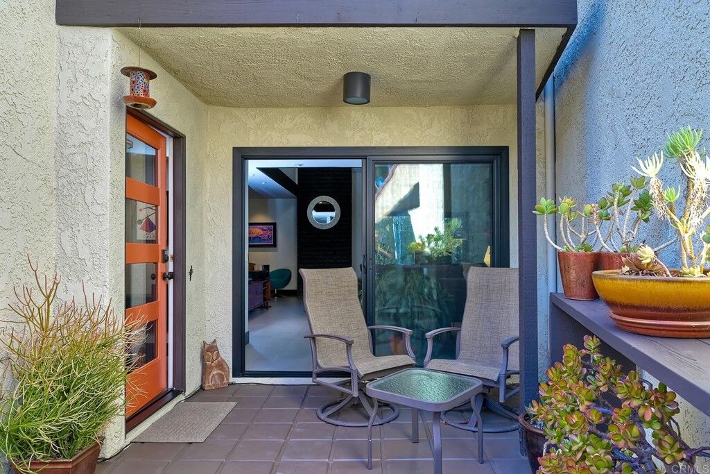 Property Photo:  2080 Avenue Of The Trees  CA 92008 