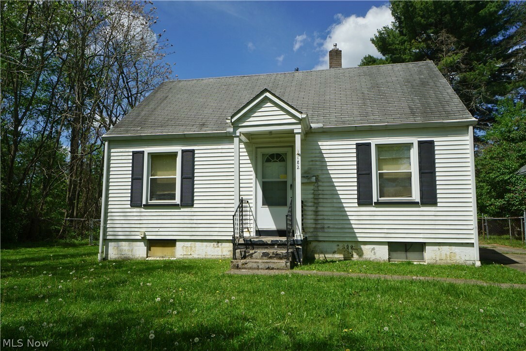 Property Photo:  182 Carnegie Avenue  OH 44515 