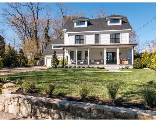 Property Photo:  19 Chester Square  MA 01930 