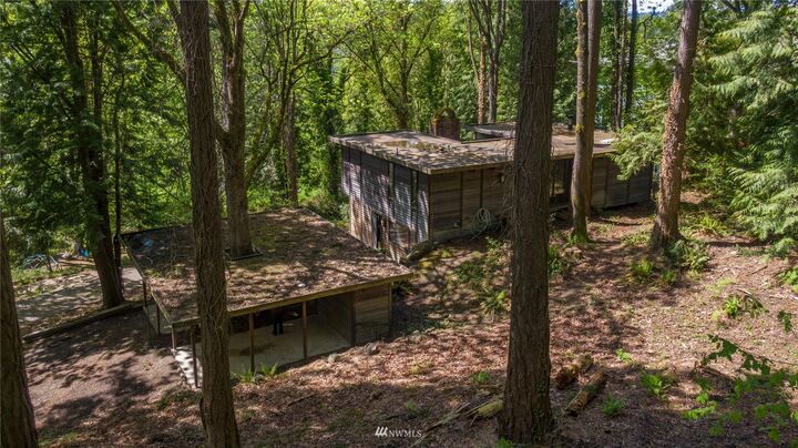 Property Photo:  10020 Redmond Woodinville Road NE  WA 98052 