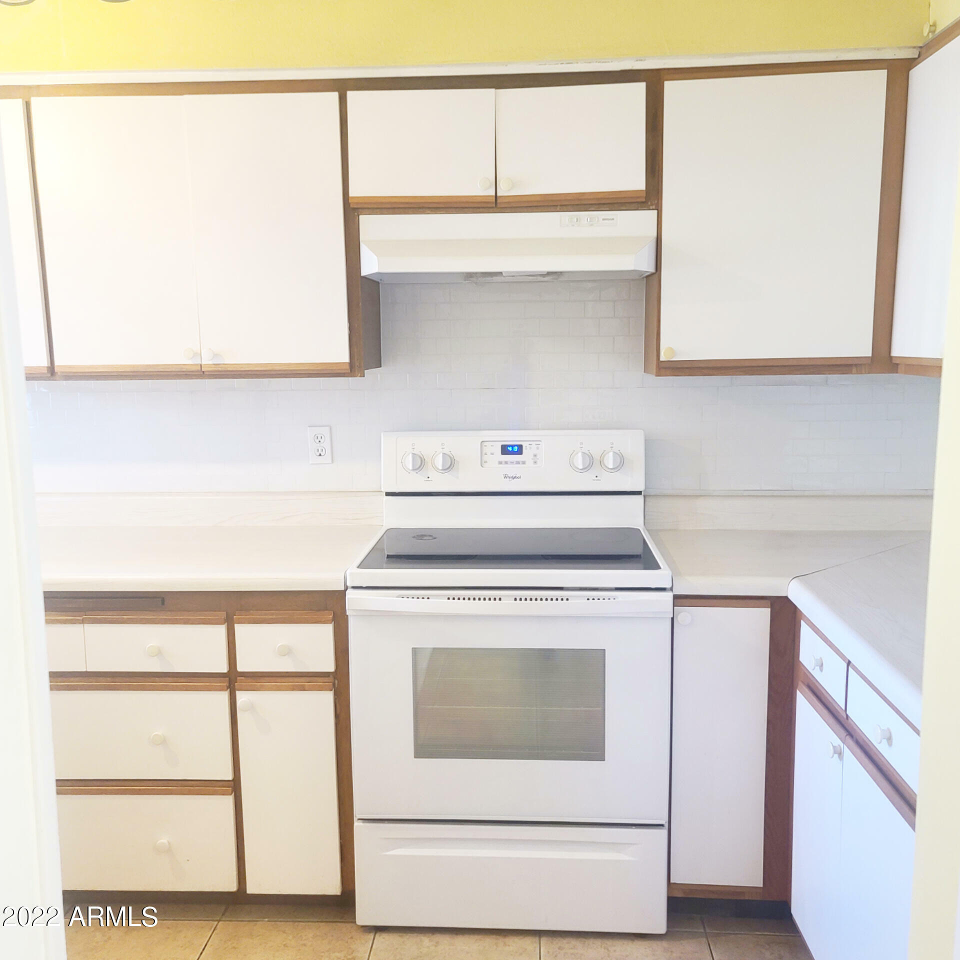 Property Photo:  10858 N Fairway Court 117  AZ 85351 