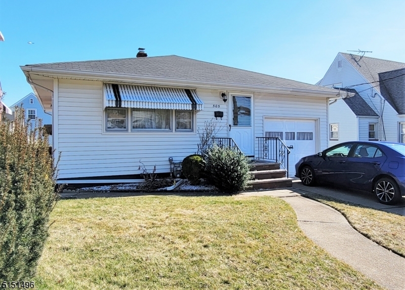 Property Photo:  505 Knopf St  NJ 07036 