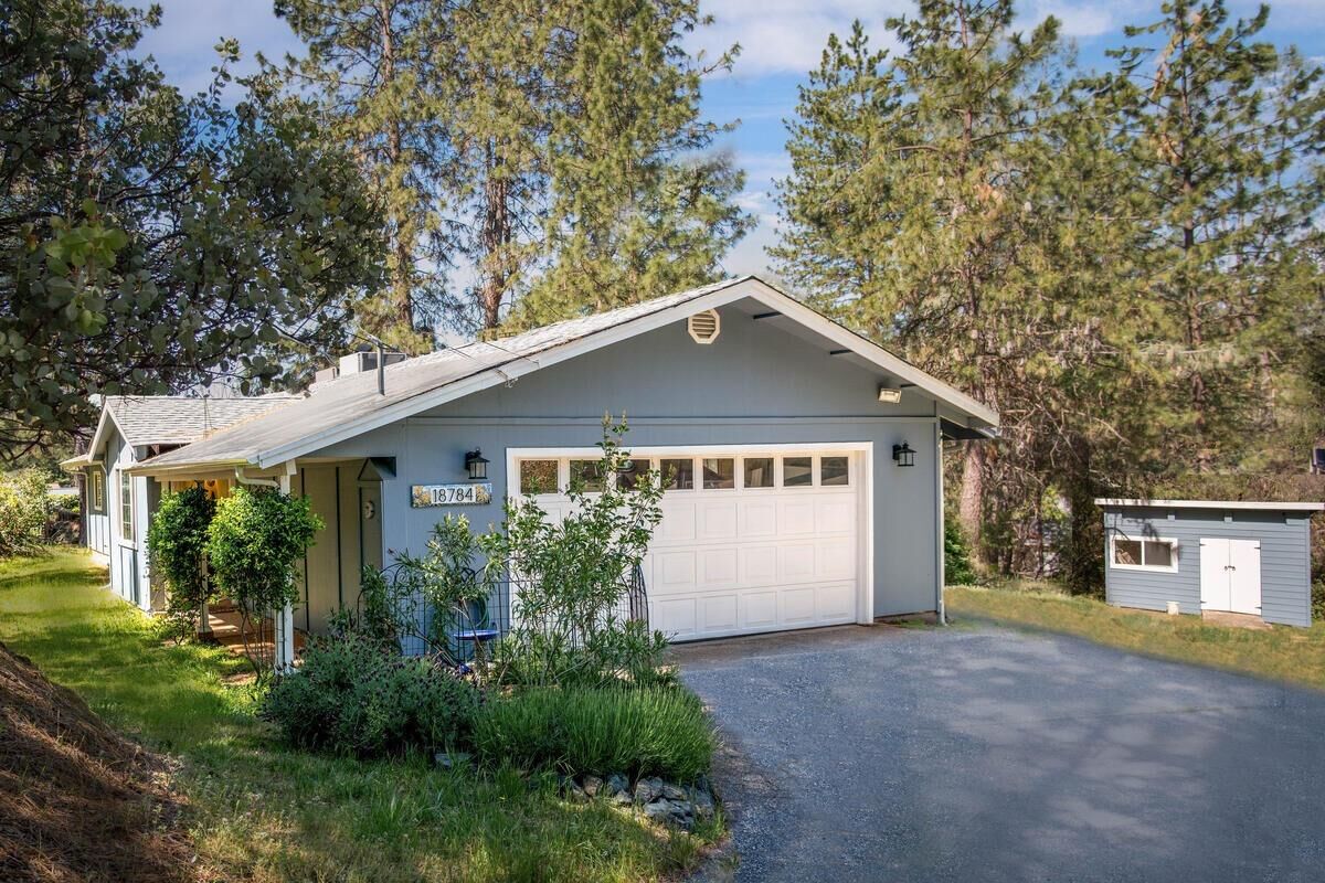 Property Photo:  18784 Norlene Way  CA 95949 